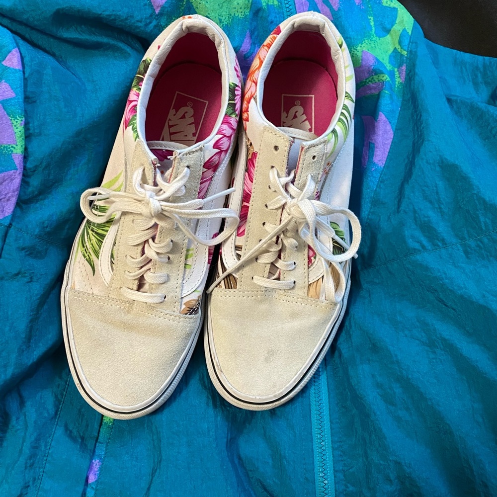 Tropical vans